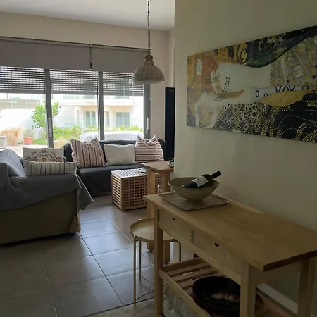 Comfy Apartment&suite Kourouta