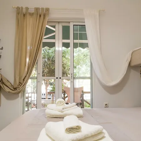 Comfy & Vakantiehuis Kourouta